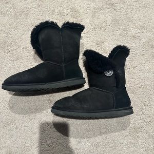 Bailey Button Uggs